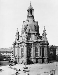 Dresden_Frauenkirche_1880